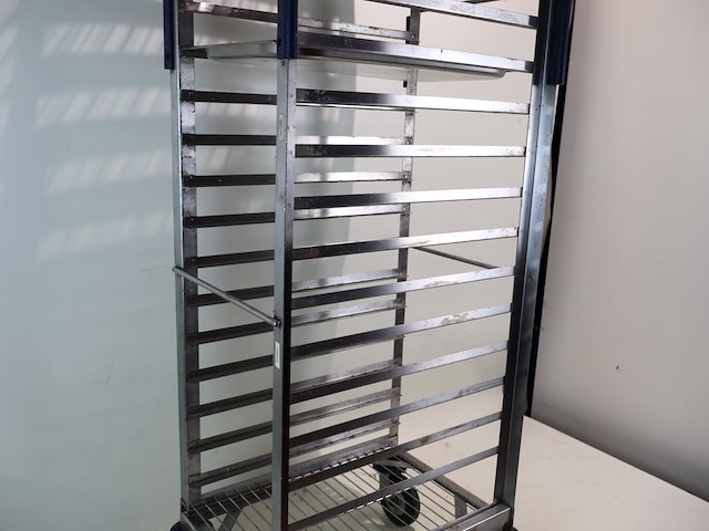 Tray trolley rvs op wielen - afbeelding 4 van  5