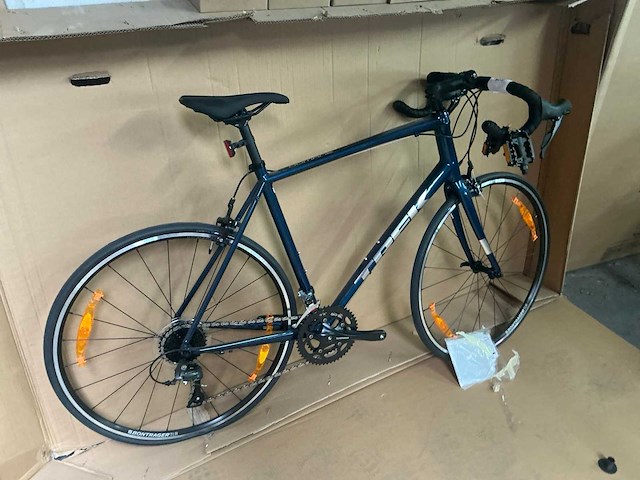 Trek domane al 2 racefiets - afbeelding 2 van  8