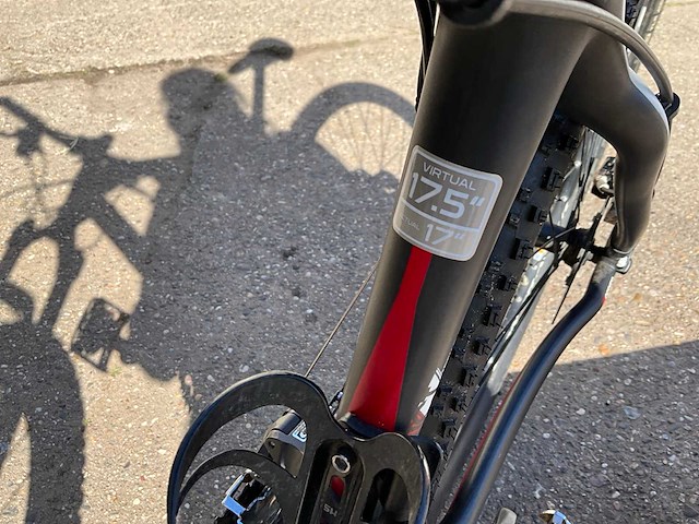 Trek elite 9.7 9 series mtb - carbon - afbeelding 18 van  22