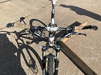 Trek elite 9.7 9 series mtb - carbon - afbeelding 19 van  22