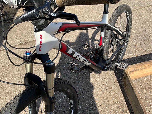 Trek elite 9.7 9 series mtb - carbon - afbeelding 10 van  22