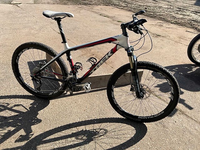 Trek elite 9.7 9 series mtb - carbon - afbeelding 13 van  22