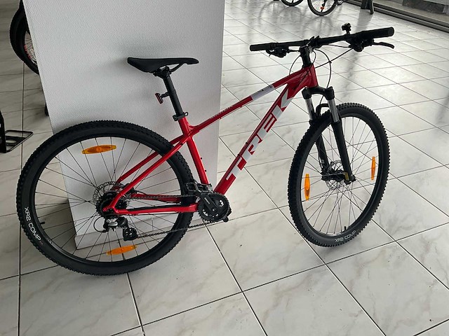 Trek marlin sylver alpha aluminium mountainbike - afbeelding 3 van  4