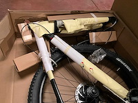 Trek roscoe 6 xl lithium grey/cobra blood (1x) - afbeelding 5 van  5