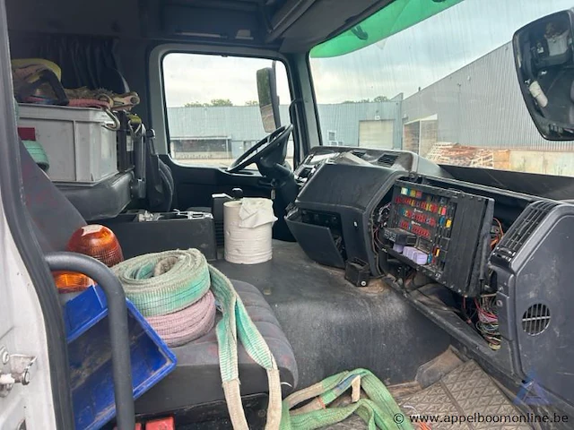 Trekker combinatie met oplegger mercedes-benz actros, manueel, kraan, zonder documenten. - afbeelding 5 van  8