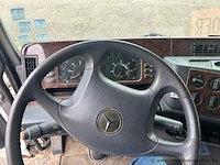 Trekker combinatie met oplegger mercedes-benz actros, manueel, kraan, zonder documenten. - afbeelding 7 van  8