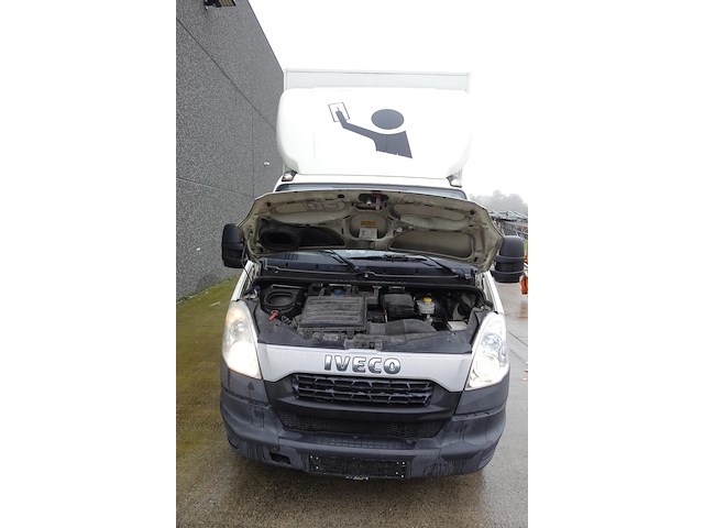 Trekker iveco daily - afbeelding 9 van  26