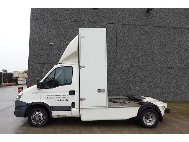 Trekker iveco daily - afbeelding 1 van  26
