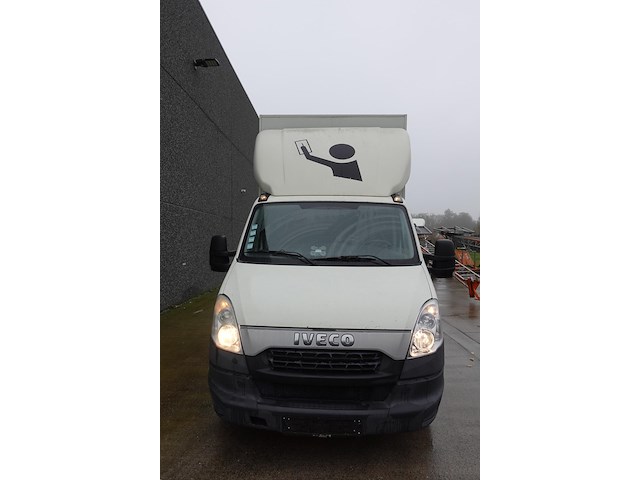 Trekker iveco daily - afbeelding 12 van  26