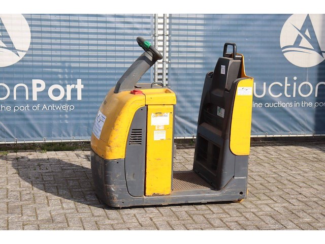 Trekker jungheinrich ece 220 elektrisch 2000kg 2006 - afbeelding 1 van  1