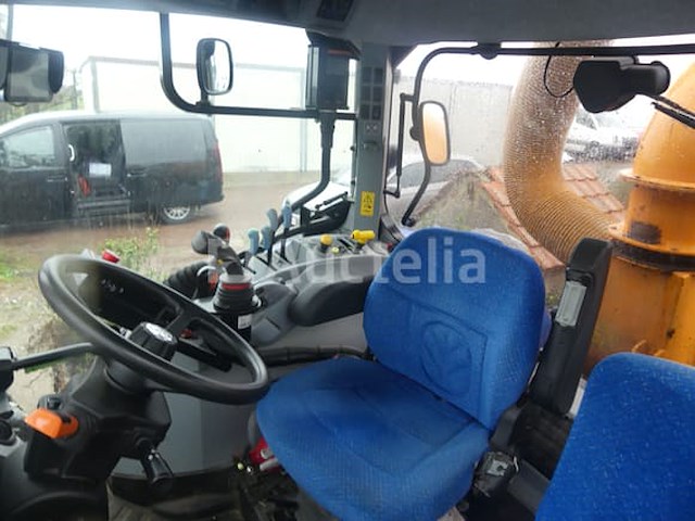 Trekker + maaiarm + aanhanger new holland t6.155 - afbeelding 26 van  51