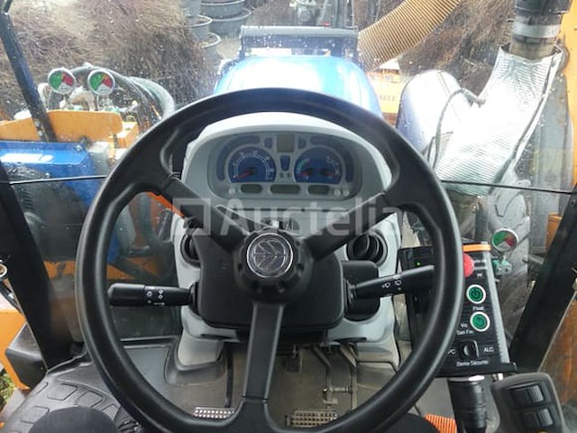 Trekker + maaiarm + aanhanger new holland t6.155 - afbeelding 40 van  51