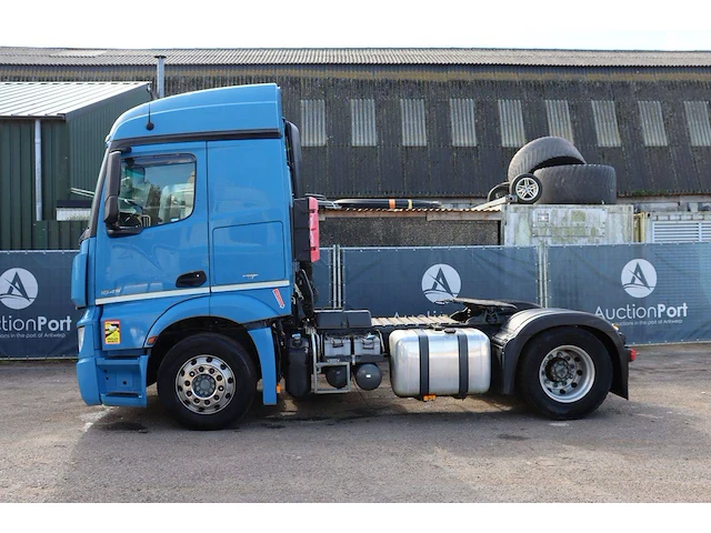 Trekker mercedes-benz actros 963-4-a diesel 428pk 2016 - afbeelding 1 van  1