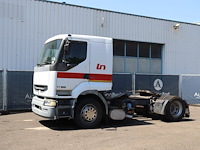Trekker renault 420 dci diesel 2003 - afbeelding 1 van  1