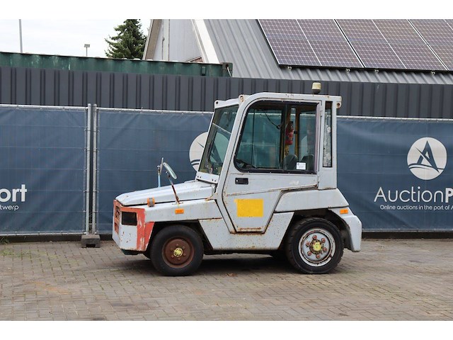 Trekker toyota 02-2td20 diesel 32000kg 2007 - afbeelding 1 van  1