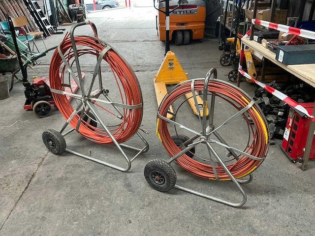 Trekveer op rol (2x) - afbeelding 1 van  7