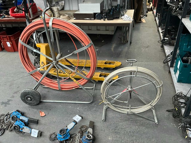 Trekveer op rol (2x) - afbeelding 1 van  8