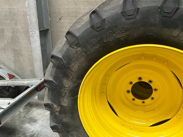 Trelleborg tm800 tractorband met velg (2x) - afbeelding 7 van  8