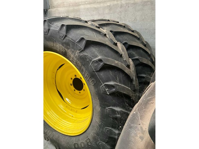 Trelleborg tm800 tractorband met velg (2x) - afbeelding 5 van  8