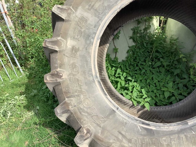 Trelleborg tm800 vrachtwagenband 710/70r38 - afbeelding 2 van  4