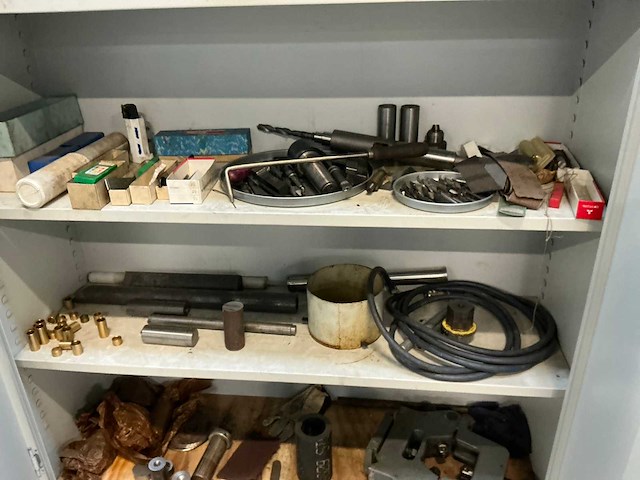 Trens sn 32 horizontale draaibank - afbeelding 7 van  17