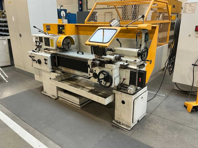 Trens sn 32 horizontale draaibank - afbeelding 10 van  17