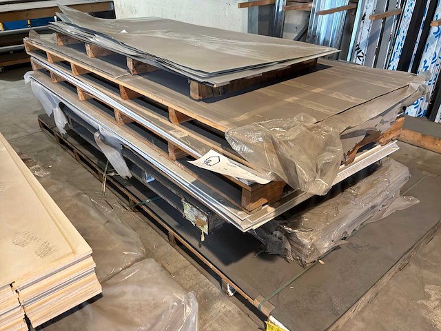 Trespa en eternit - afbeelding 1 van  2