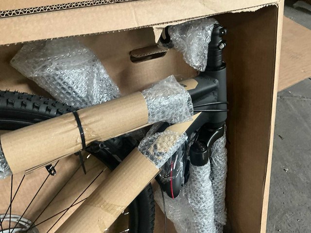 Tretwerk 28” smasher alloy mountainbike (2x) - afbeelding 4 van  8