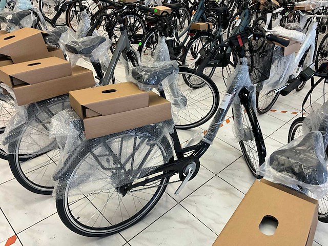 Tretwerk cloud pro e citybike 28" - afbeelding 1 van  4