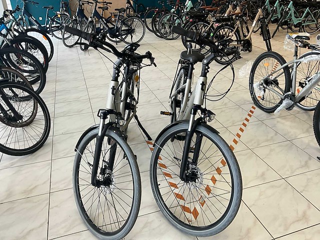 Tretwerk elektrische fiets ongebruikt (2x) - afbeelding 2 van  7