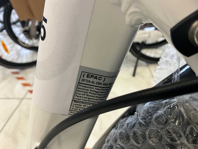 Tretwerk elektrische fiets ongebruikt - afbeelding 2 van  4