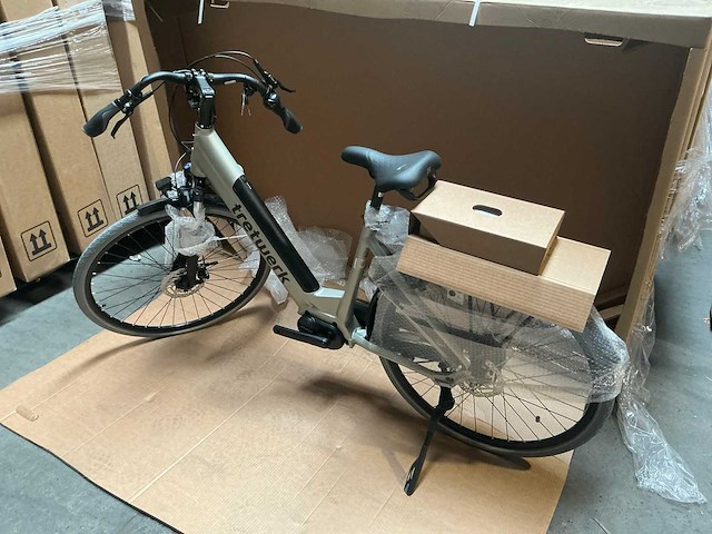Tretwerk mono 28” elektrische fiets ongebruikt (4x) - afbeelding 1 van  8