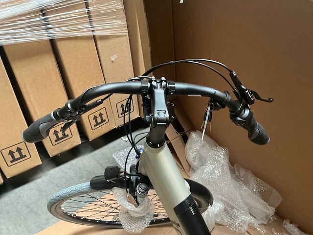 Tretwerk mono 28” elektrische fiets ongebruikt (4x) - afbeelding 2 van  8