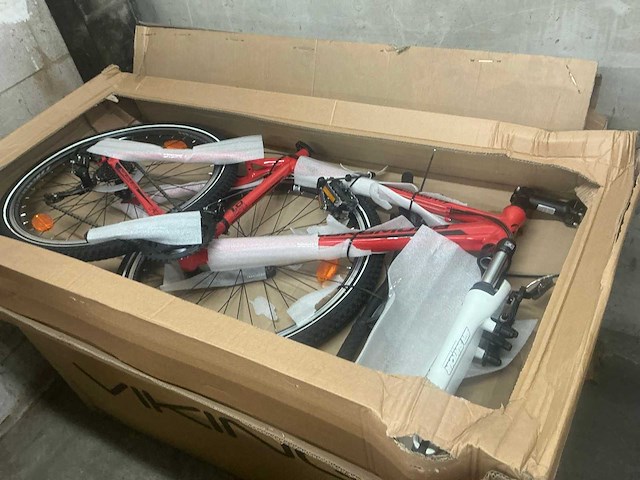 Tretwerk nakamura manta 1.0 26” mountainbike (5x) - afbeelding 1 van  6