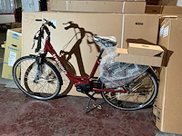 Tretwerk stella 28" queens red (4x) - afbeelding 1 van  6