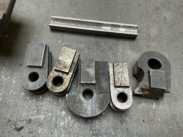 Tridan mb-2-36 haarspeldplooimachine - afbeelding 5 van  6