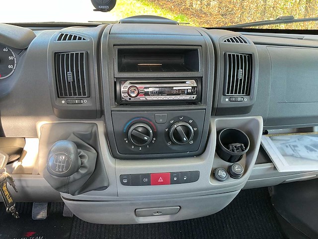 Trigano roller team granduca gt motorhome - afbeelding 3 van  54