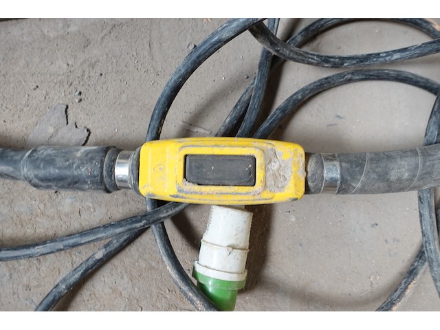 Trilnaald enar - afbeelding 3 van  3