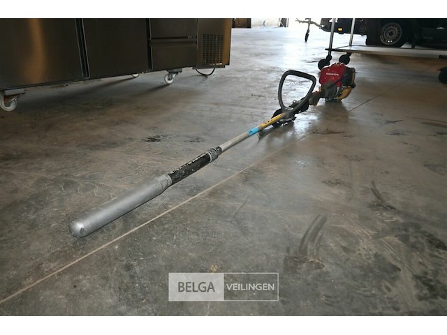 Trilnaald met honda motor - afbeelding 1 van  6