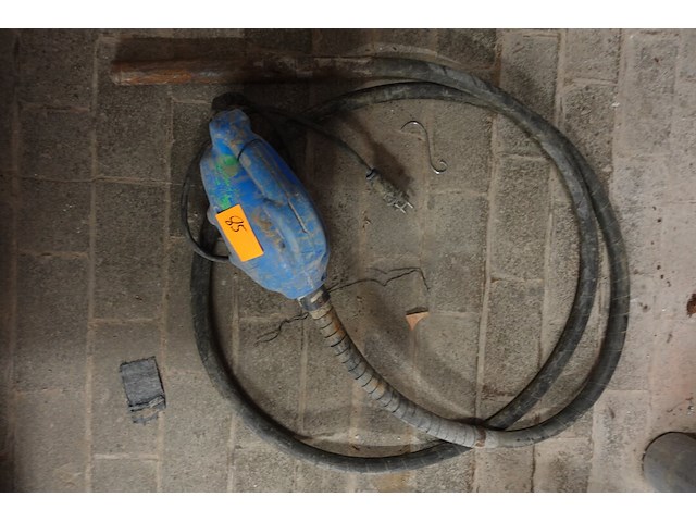 Trilnaald - afbeelding 1 van  2