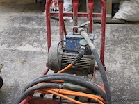 Trilnaaldinstallatie - afbeelding 2 van  3