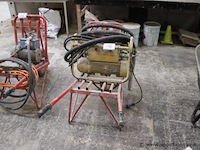 Trilnaaldinstallatie - afbeelding 1 van  3