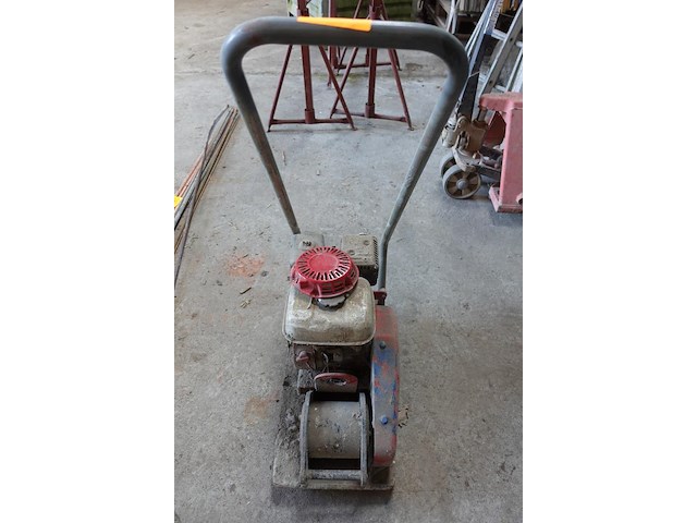 Trilplaat dynapac - afbeelding 1 van  3