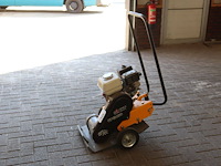 Trilplaat giant gp1345g benzine 2025 - afbeelding 1 van  1