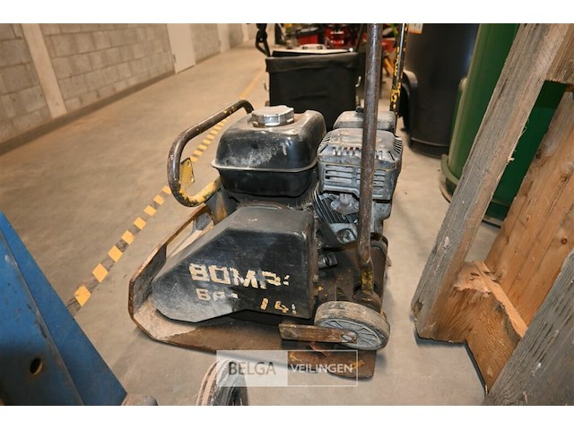 Trilplaat met honda motor - afbeelding 4 van  5