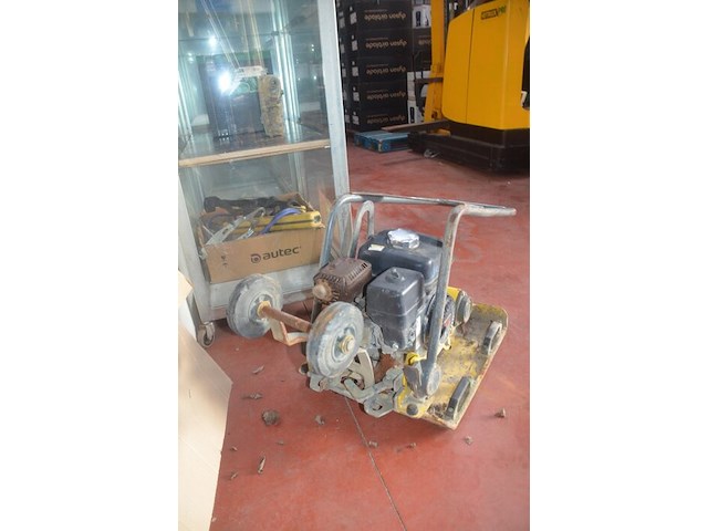 Trilplaat op benzine motor honda gx160 (5) - afbeelding 8 van  9