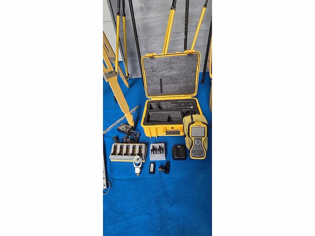 Trimble total station 930 + toebehoren - afbeelding 7 van  24