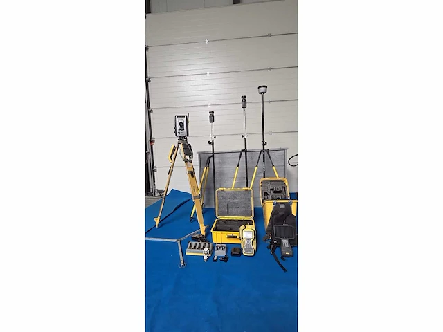 Trimble total station 930 + toebehoren - afbeelding 18 van  24