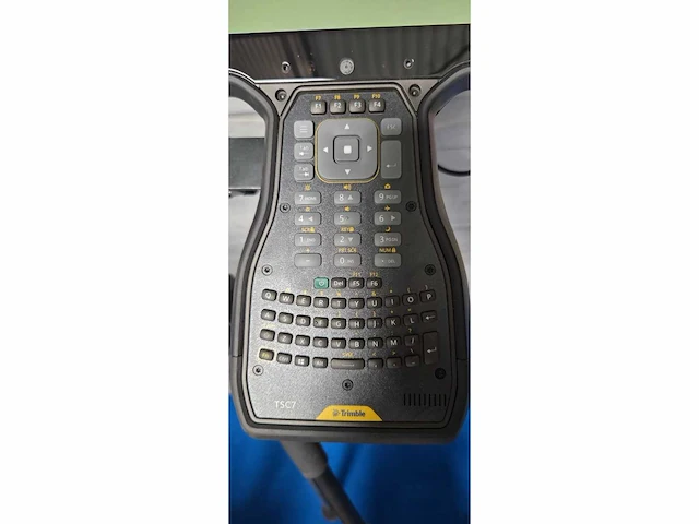 Trimble total station 930 + toebehoren - afbeelding 22 van  24