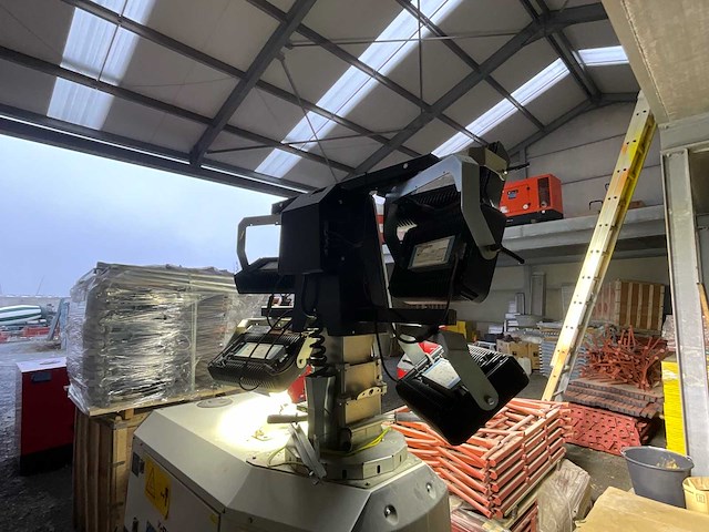 Trime x-rent lichtmast - afbeelding 2 van  21